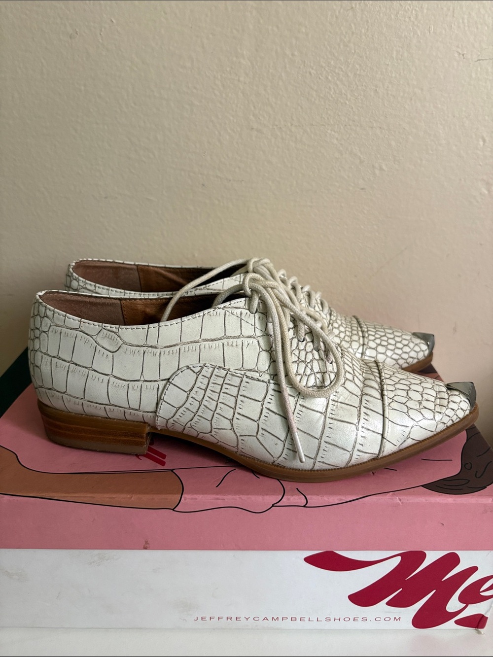 Jeffrey Campbell White Croc Lace-Up Flats with Metallic Toe Cap - Picture 5 of 9